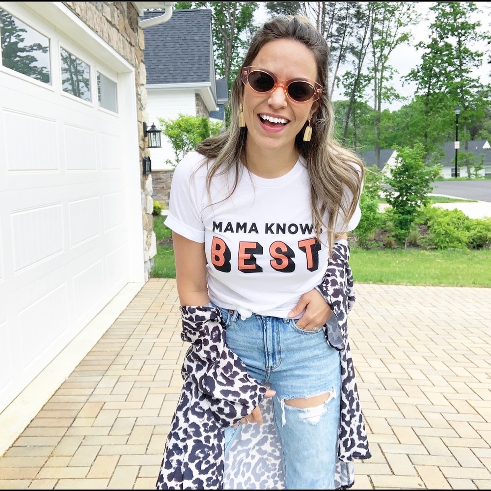Mama knows best tee brightside the label XS
